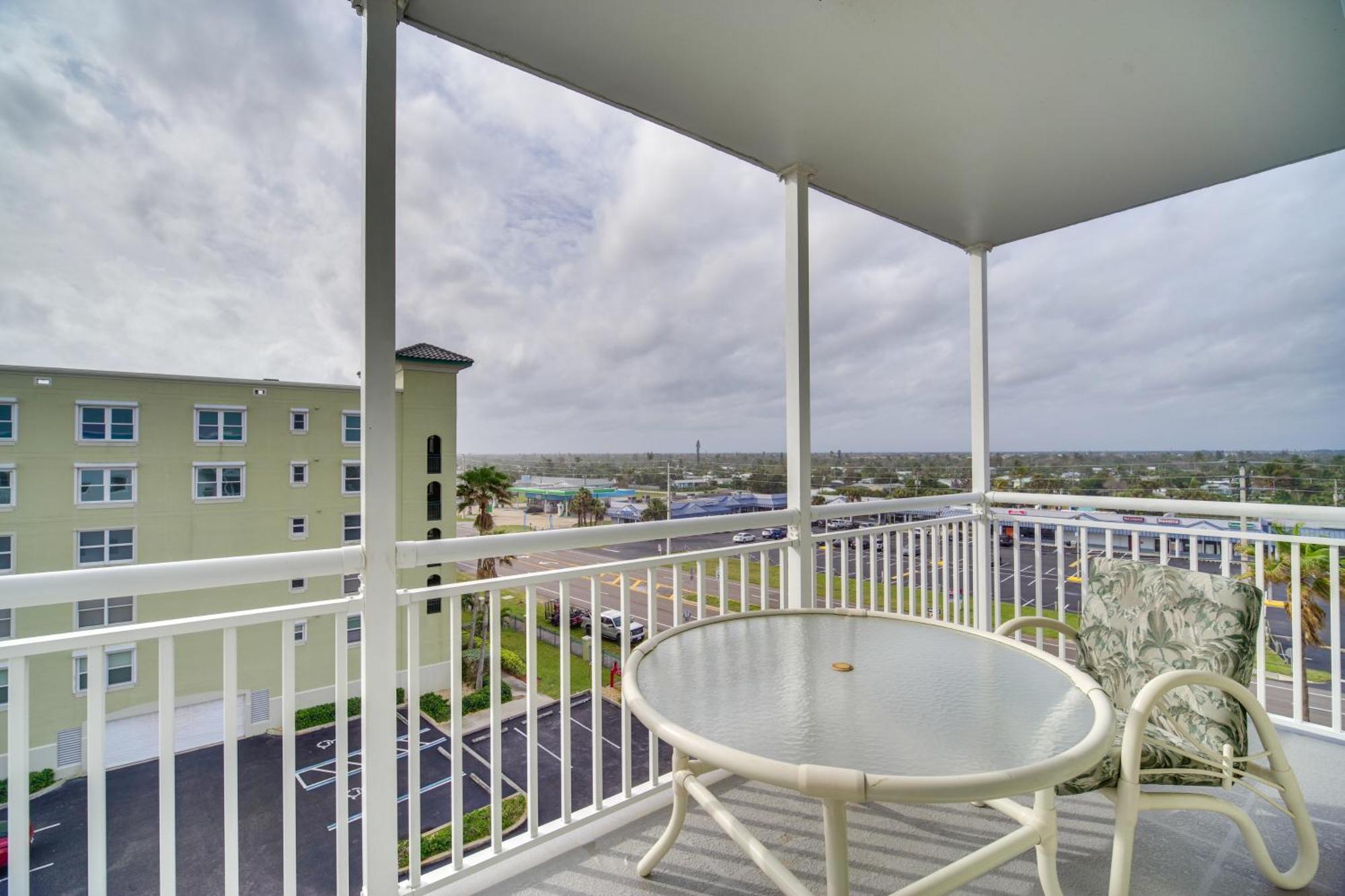 Pet-Friendly Satellite Beach Condo With Balcony! ภายนอก รูปภาพ